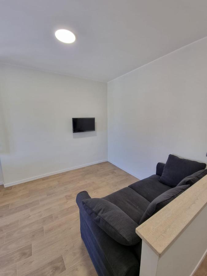 Quiet Apartment Fiumicino Ngoại thất bức ảnh